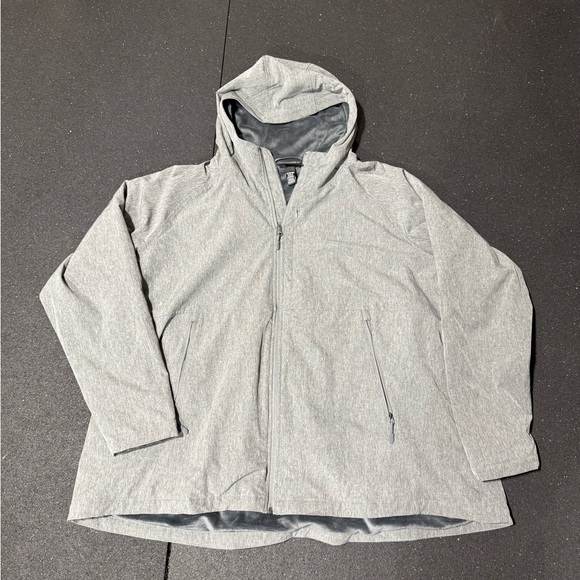 Kirkland Signature Women’s Softshell Hooded Jacket – 3X - Picture 1 of 5